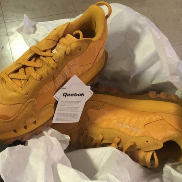 Cardi B x Reebok Classic Leather Shoes - Picture 2 of 4